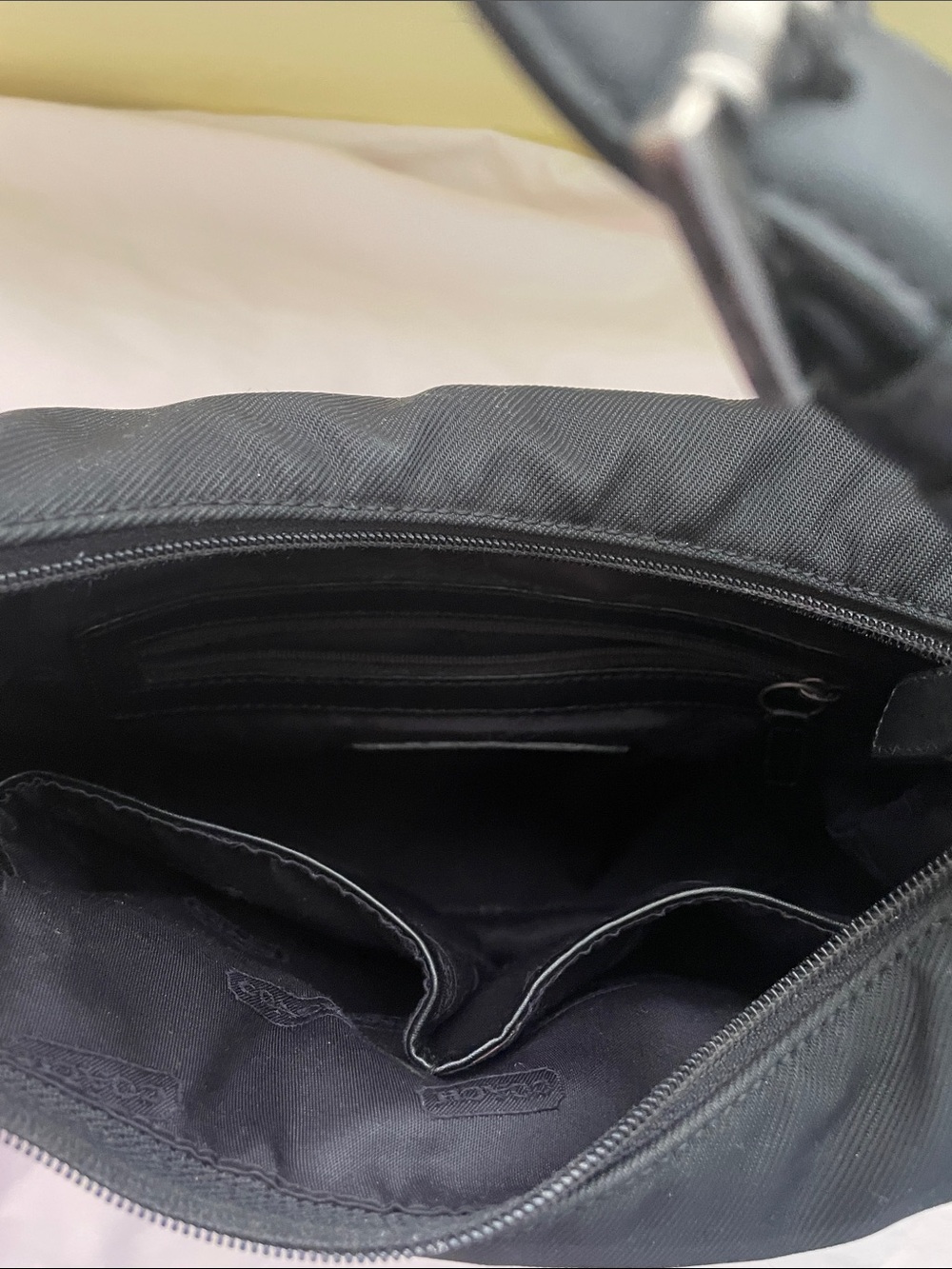 Classic Black Women’s Hobo Shoulder Bag - Picture 4 of 5